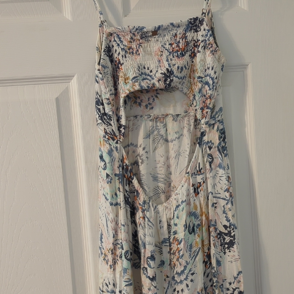 Floral Spaghetti Strap Dress - Picture 3 of 3